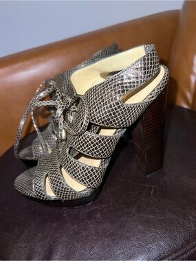 Coach Moreen high heel sandals snakeskin/lace-up design size 8.5B